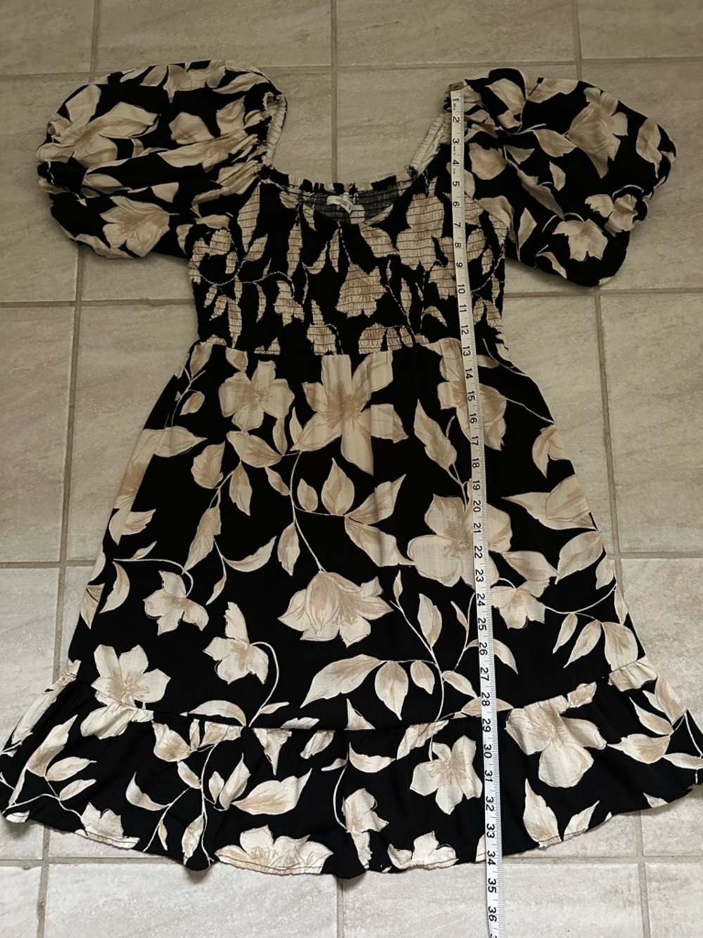 Maurices Black Smocked Puff Sleeve Beige Floral Dress Boho Vacation Size M - Picture 10 of 10